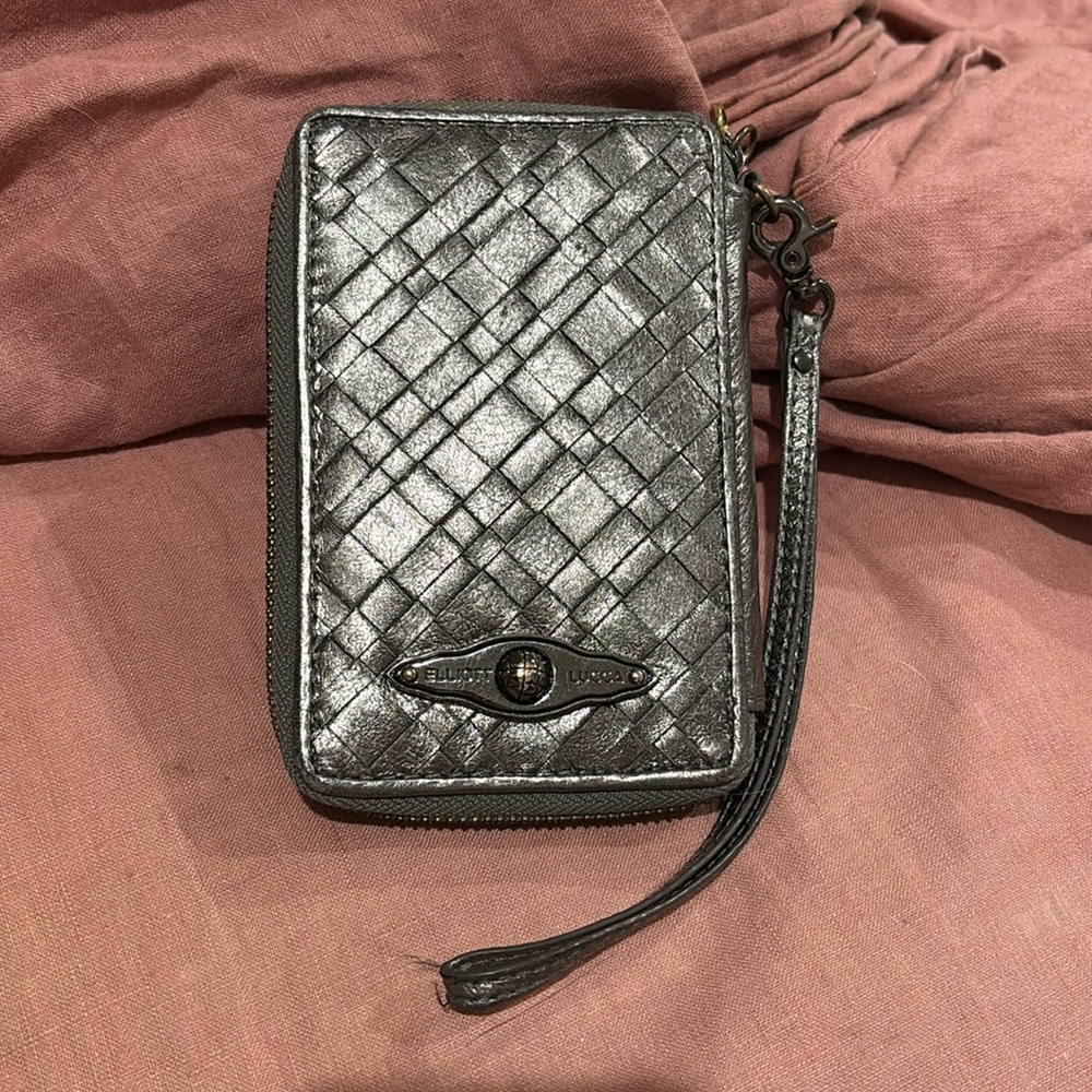 Elliott Lucca zip around leather wallet